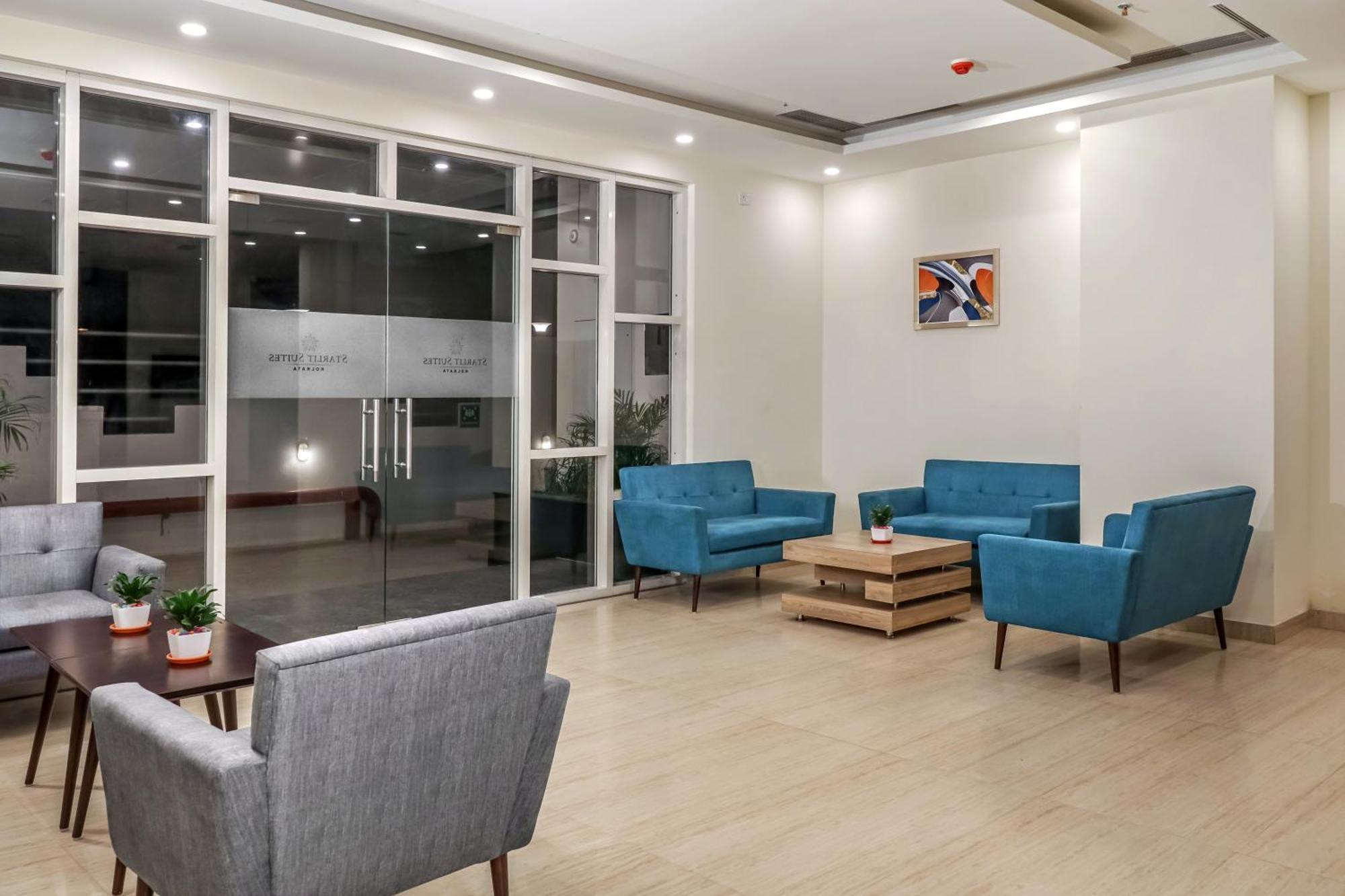 Starlit Suites Newtown Калькутта Экстерьер фото