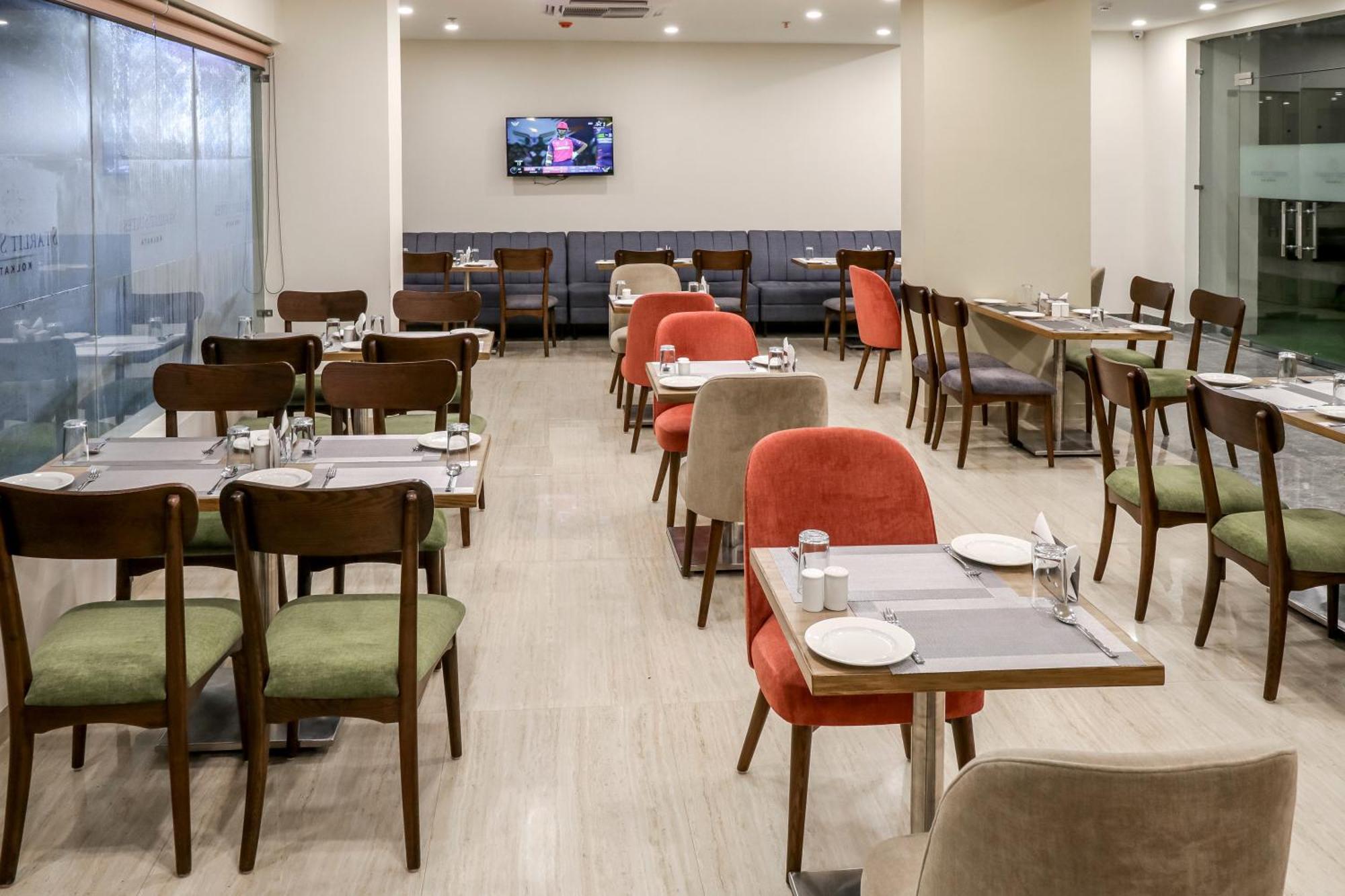 Starlit Suites Newtown Калькутта Экстерьер фото